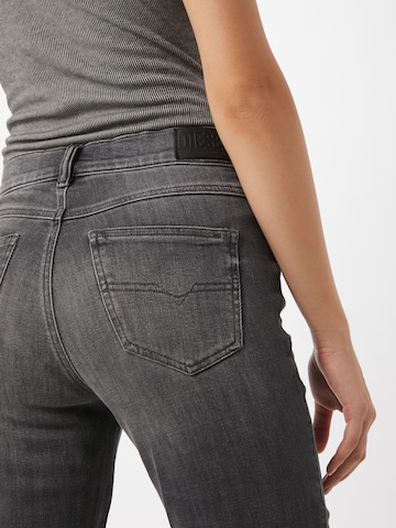 DIESEL Slimfit Jeans 'SANDY' in Grijs