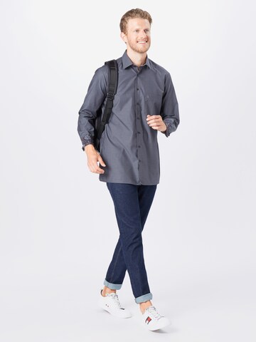 Coupe regular Chemise OLYMP en gris