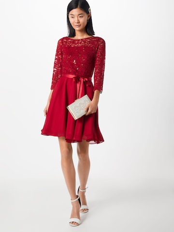 Robe de cocktail SWING en rouge