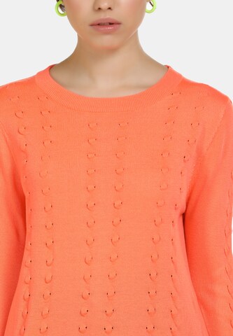 MYMO Sweater in Orange: front