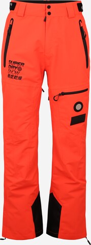 Superdry Snow Normalny krój Spodnie sportowe 'Pro Racer Rescue' w kolorze pomarańczowy: przód