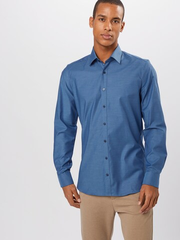 Coupe slim Chemise business 'Level 5 City' OLYMP en bleu : devant