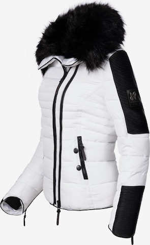 Veste d’hiver 'Yuki 2' NAVAHOO en blanc