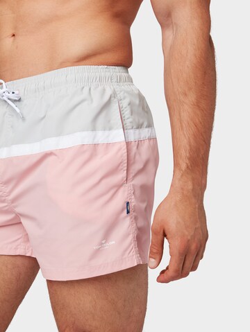 TOM TAILOR Normální Plavecké šortky – pink
