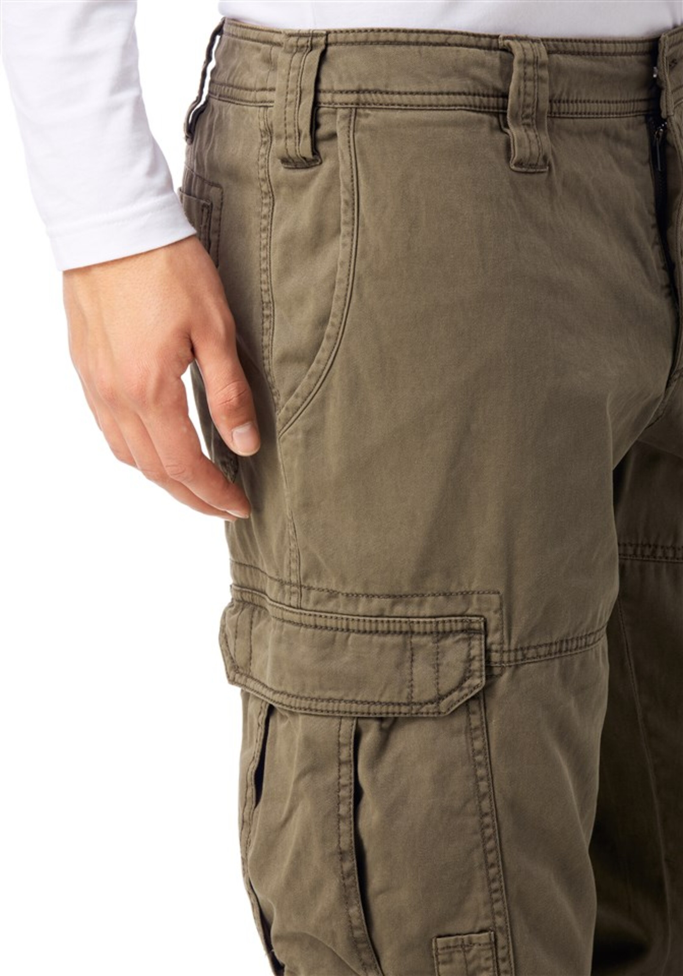 Man's World Loose fit Cargo Pants in Green