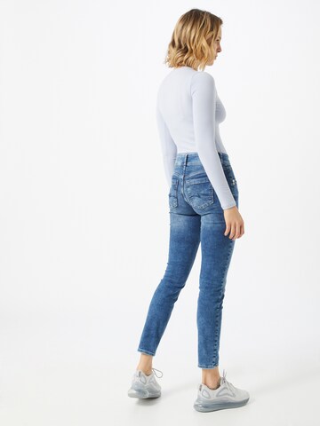 STREET ONE Slimfit Jeans 'York' in Blau