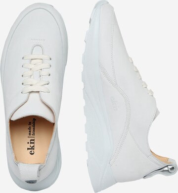 EKN Footwear Platform trainers 'ASH' in White