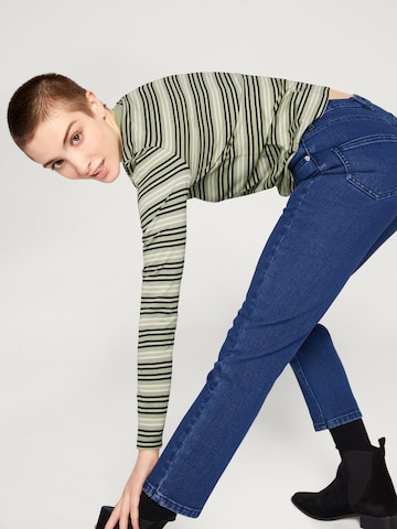 EDITED Regular Jeans 'Tiara' in Blauw