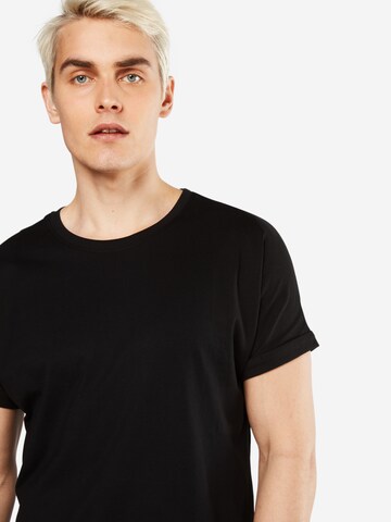 T-Shirt Urban Classics en noir