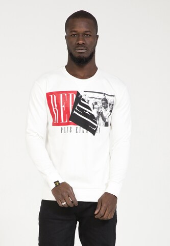 PLUS EIGHTEEN Sweatshirt in Wit: voorkant