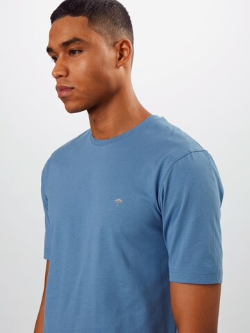 Coupe regular T-Shirt FYNCH-HATTON en bleu