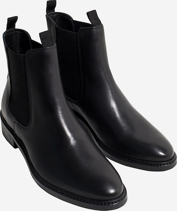 EDITED Chelsea Boots 'Aida' i sort