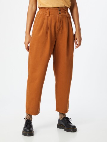 BDG Urban Outfitters Tapered Jeans 'Wisconson Cocoon' in Braun: predná strana