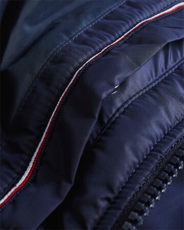 TOMMY HILFIGER Jacke in Blau