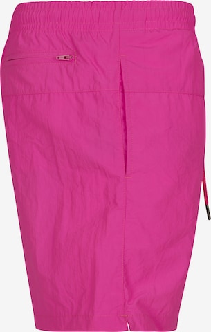 Urban Classics Badeshorts i pink