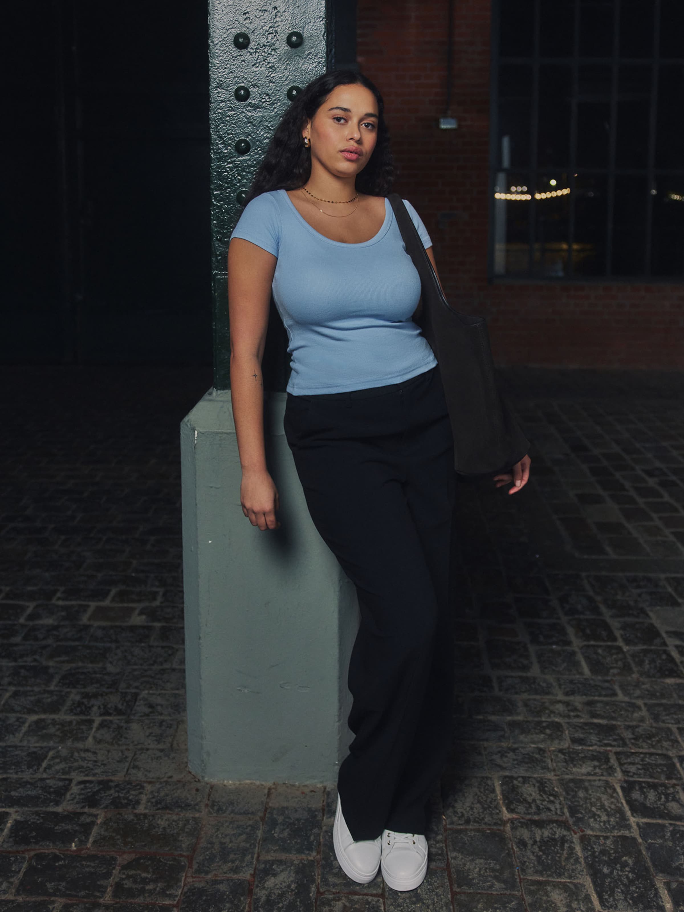 Louisa K. - Pastel Tee Look