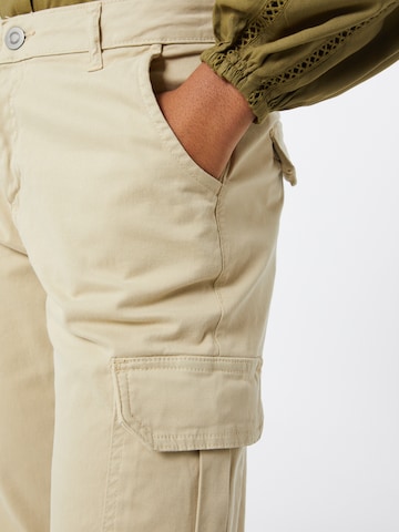 Urban Classics Tapered Cargo trousers in Beige
