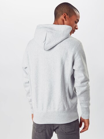 Champion Reverse Weave Regular Fit Sweatshirt in Grau