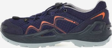 LOWA Sportschuhe in Blau