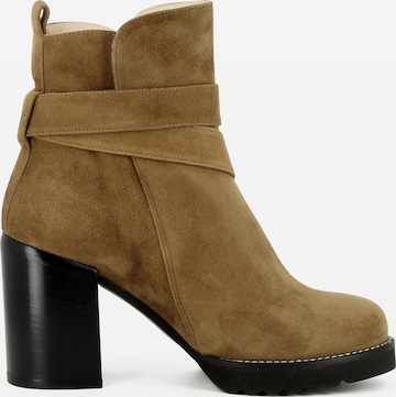 EVITA Ankle Boots in Brown