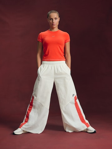 White Pants Look by Nike