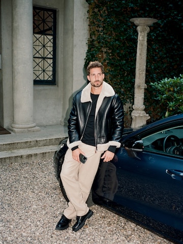 Black Leather Jacket Look
