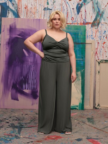 Chic Emerald Look by GMK Curvy Collection