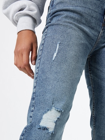 Coupe slim Jean 'Kesia' PIECES en bleu