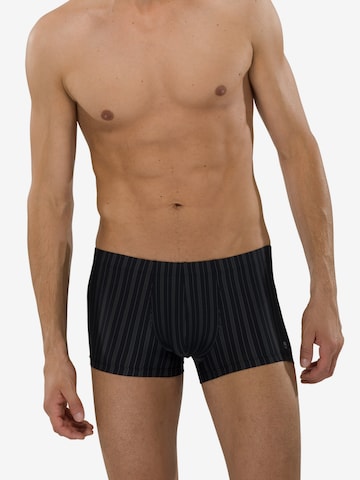 SCHIESSER Boxer shorts 'Nachtschwärmer' in Black: front