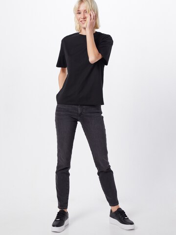 T-shirt LACOSTE en noir