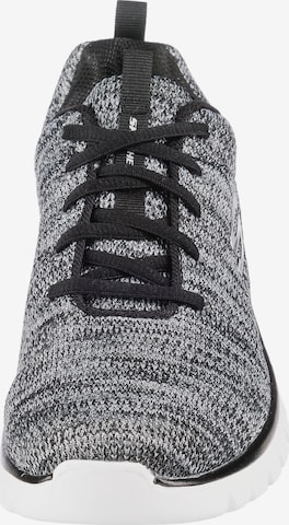 Baskets basses SKECHERS en gris