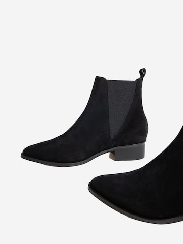 EDITED Chelsea Boots 'Zora' i sort