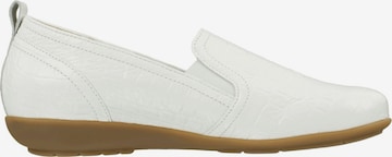 Natural Feet Classic Flats in White