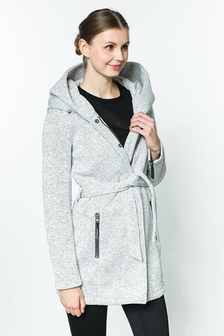 Cappotto funzionale 'Frydara' di G.I.G.A. DX by killtec in bianco: frontale