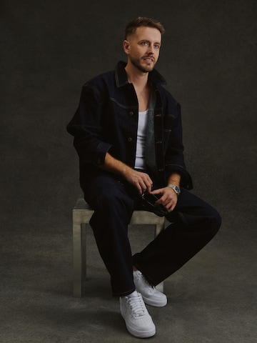 Dark Blue Denim Look