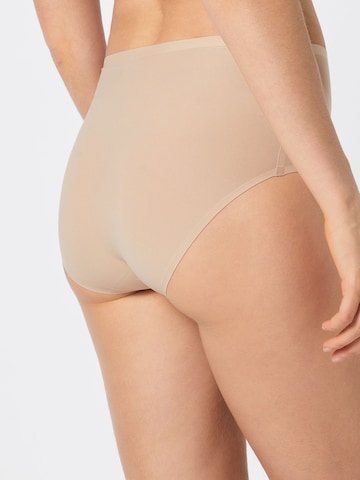 Culotte 'Soft Stretch' Chantelle en beige : derrière