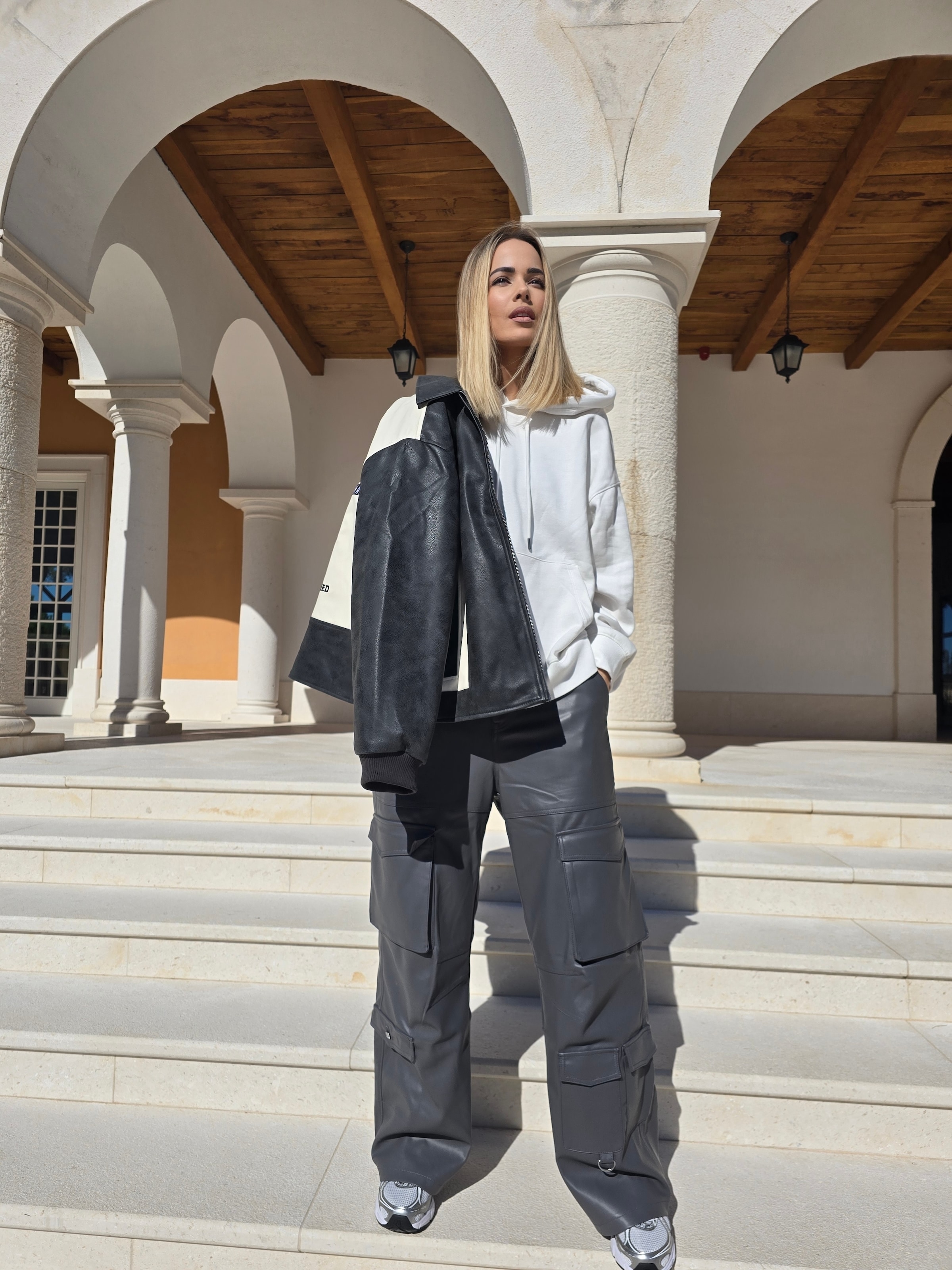 Antonija - Leather Jacket Look