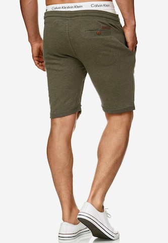 INDICODE JEANS Regular Shorts 'Aldrich' in Grün