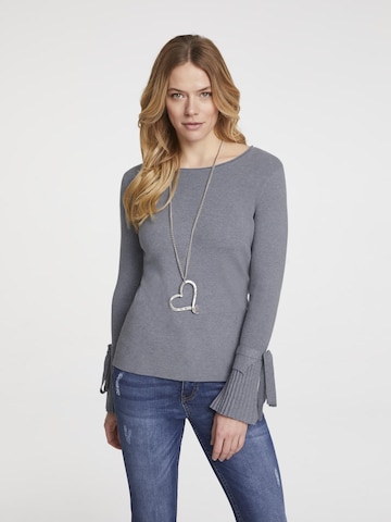 heine Pullover i grå: forside