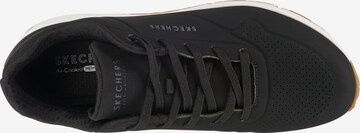 SKECHERS Sneakers laag 'UNO STAND ON AIR' in Zwart