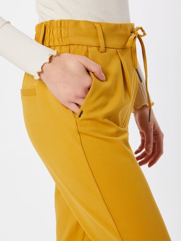 ONLY Slim fit Pleat-front trousers 'Poptrash' in Yellow