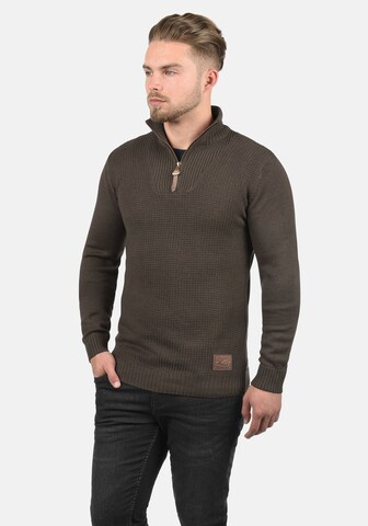 !Solid Sweater in Brown: front