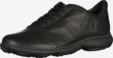 Scarpa stringata sportiva di GEOX in nero: frontale