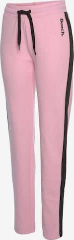 Regular Pantalon BENCH en rose