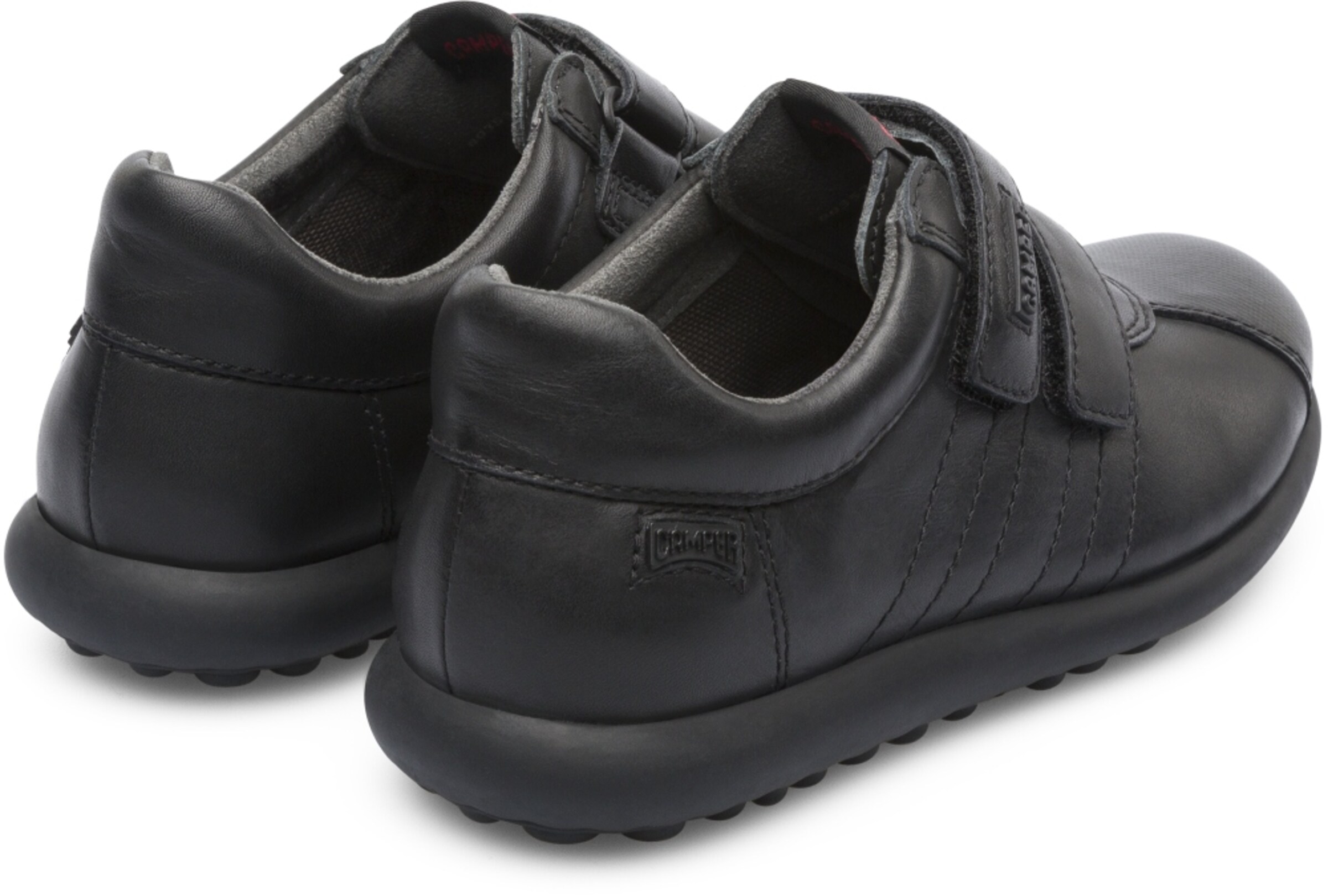 Scarpa bassa 'Pelotas' di CAMPER in nero