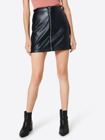 Urban Classics Skirt in Black: front