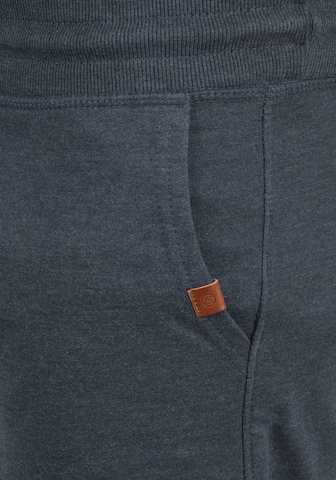 BLEND Regular Sweatshorts 'Mulker' in Blau