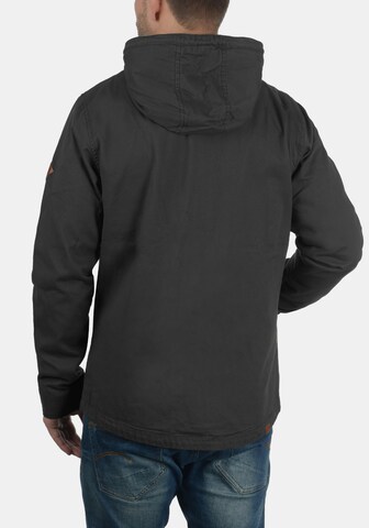 Veste mi-saison 'Bobby' BLEND en gris