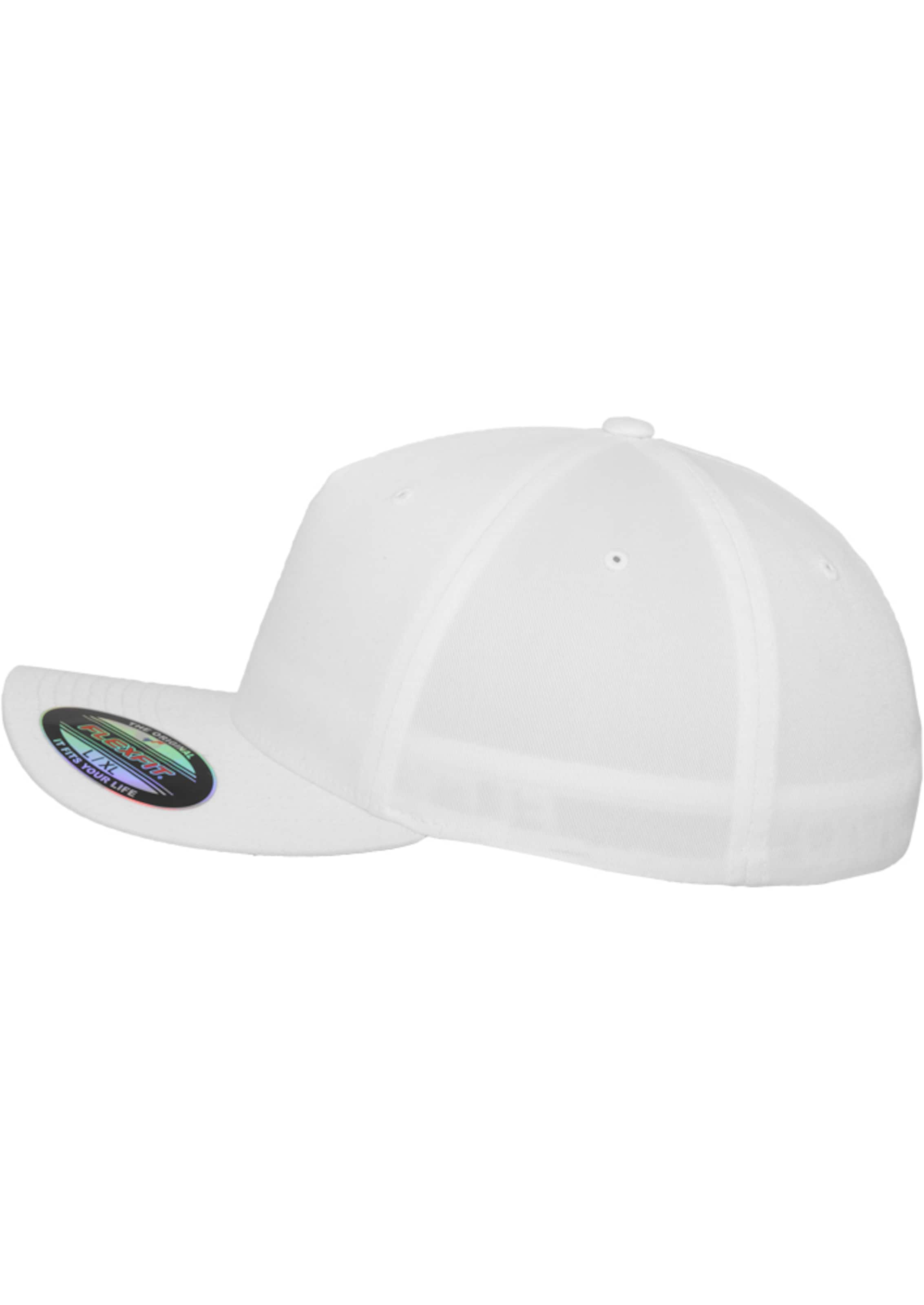 Flexfit Cap in White
