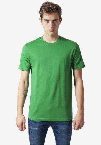 T-Shirt Urban Classics en vert : devant